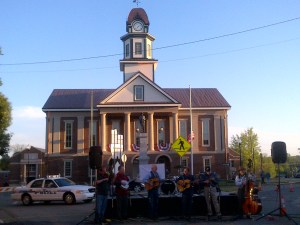 Center-20130420-00084